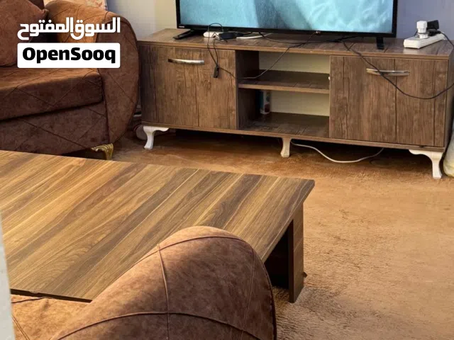 طاولات للبيع