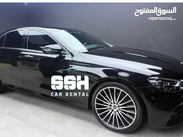 Sedan Mercedes Benz in Muscat