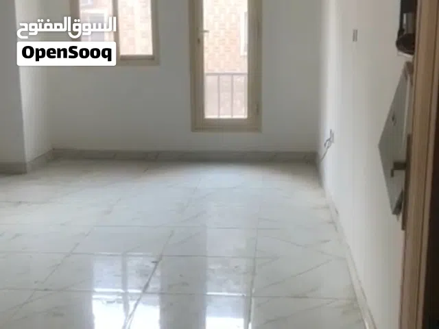 لايجار عماره كامله للشركات بحولي 30 شقه