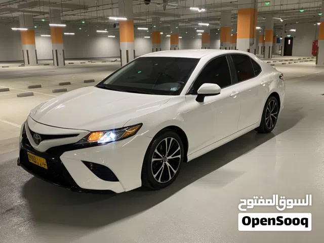 كامري 2018 نظيف جدا  جير مكينة شاصي بحالة وكالة ايرباجات الوكاله