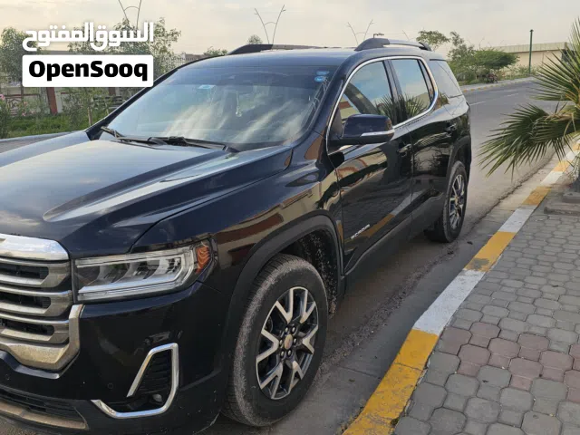 اكاديا للبيع