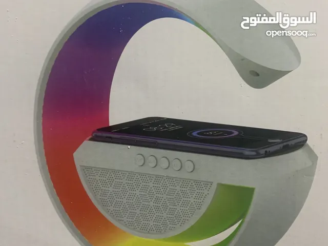 شاحن لاسلكي للهاتف مع سماعات وراديو وانارة جميلة