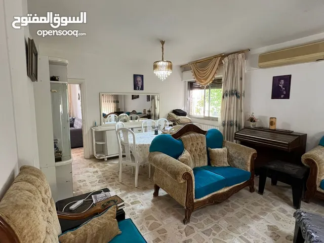 165 m2 3 Bedrooms Villa for Sale in Amman Abdoun