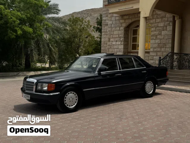 1990 مرسيدس بنز الفئة-S S 560