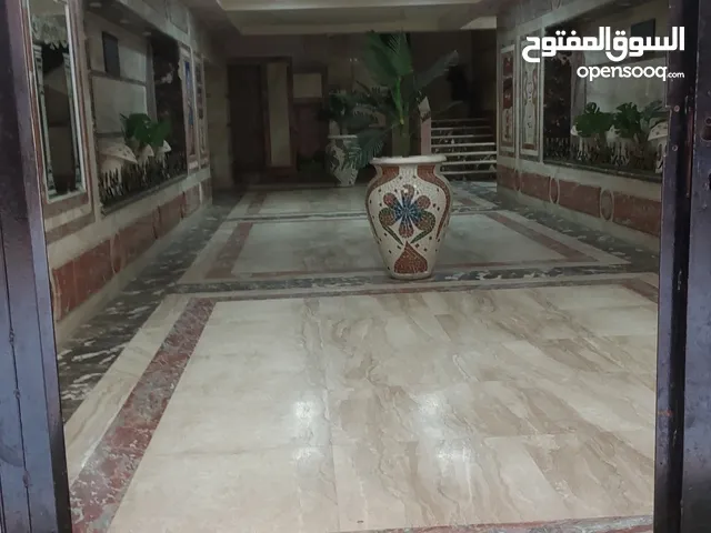 شقة مميزة بأرقى مواقع الهرم كومباوند أبراج مكة