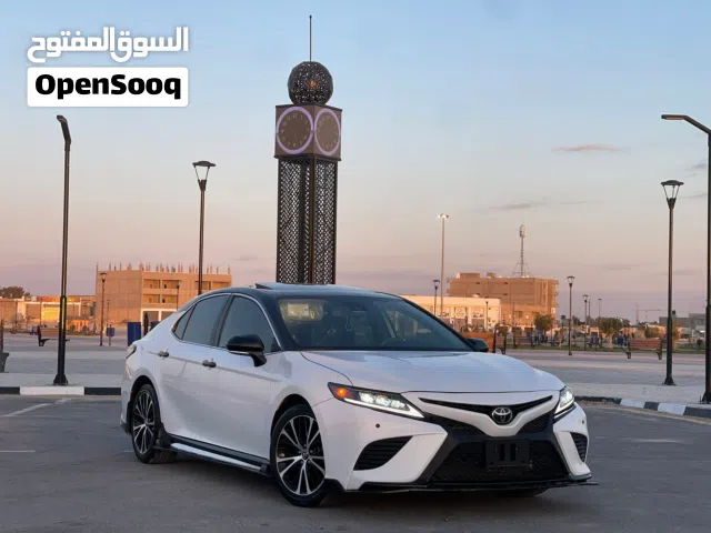 تيوتا كامري 2020 فئة SE الرياضيه TRD