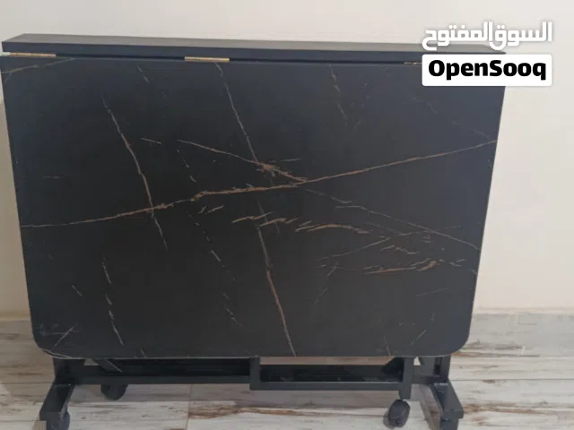 ترابيزة بتتفرد تقيلة وعملية  ترابيزة بتتفرد بالكامل – مناسبة لكل الاستخدامات