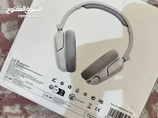 سماعتين جديدة وفي مستعملة بحالة الجديد