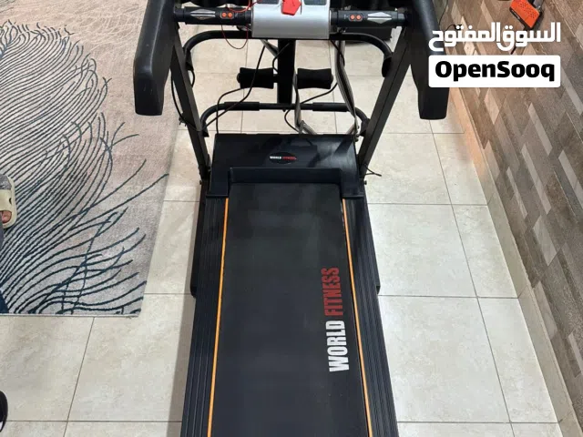 جهاز مشي كهربائي نظيف