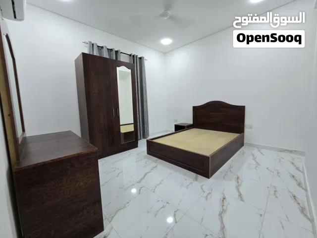للايجار استوديو جديد مفروش شامل الكهرباء في شارع البديع