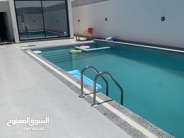 2 Bedrooms Farms for Sale in Tripoli Al-Serraj