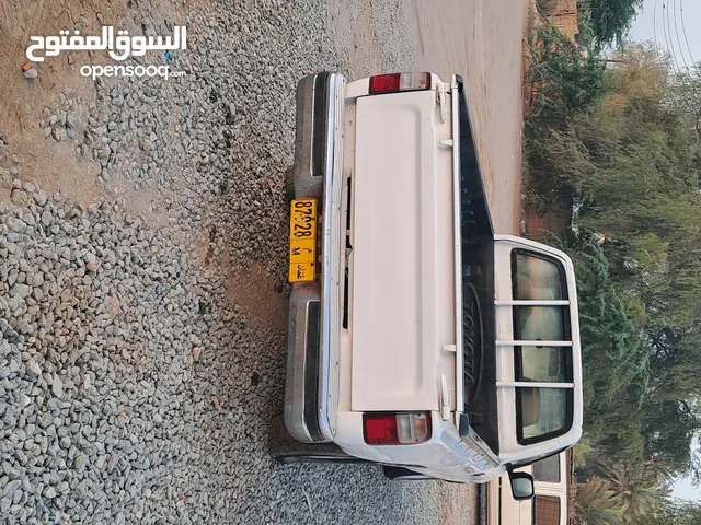 بيكاب تيوتاء نضيف مسمكر قريب