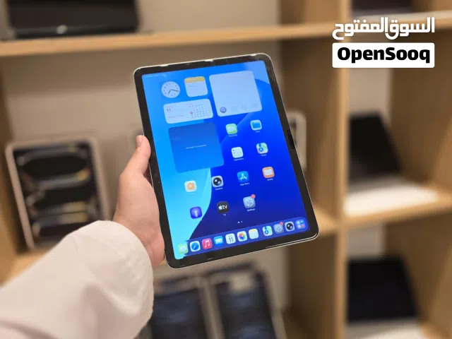 iPad Air M3 11-inch 1TB - Battry 100%