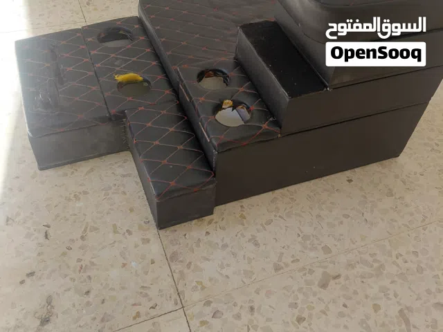 ركايه مع مسند 4 طبقات مع صندوق مع حافظه كاسات مع حافظه بكيت فاين تفصيل للبيع...
