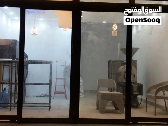 واجهةمحل مقاس 4٫5/300مرش10ميلي بابين سحاب