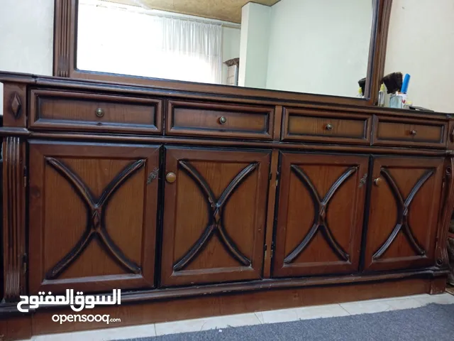 دنسوار خشب زان تفصيل ثقيل  وليس تجاري الطول 2 متر العرض 2 متر  العمق 55 سم