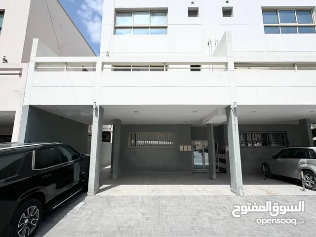 116 m2 3 Bedrooms Apartments for Sale in Muharraq Hidd