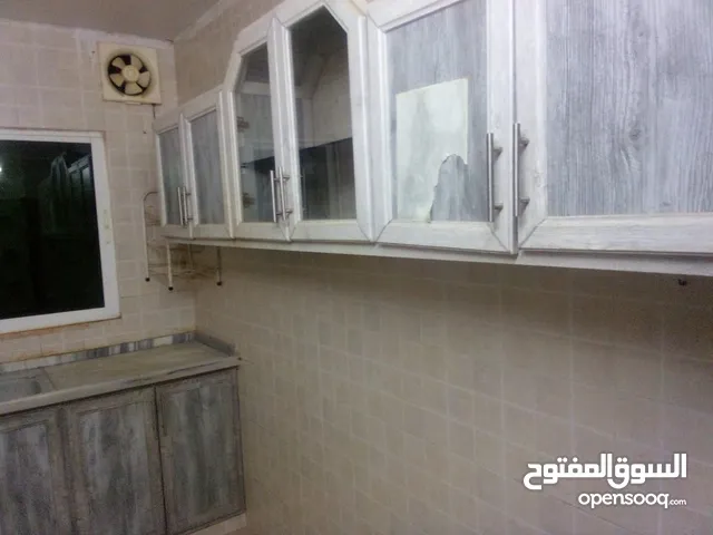 120 m2 4 Bedrooms Townhouse for Sale in Zarqa Hay Ramzi