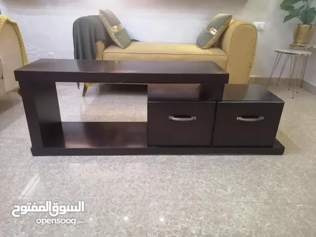 طاوله شاشه للبيع خشب ثقيل