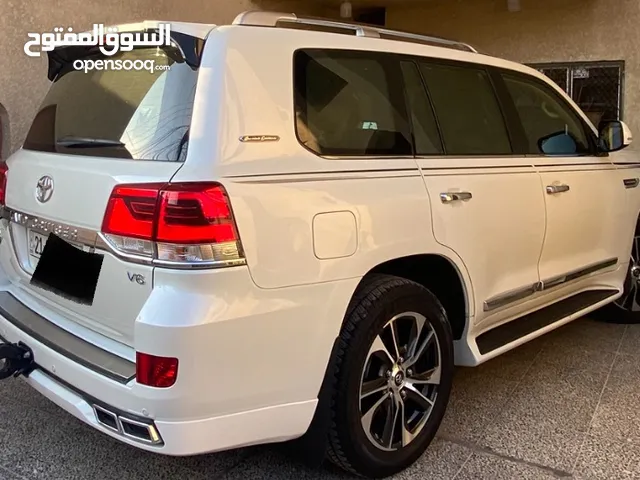 Used Toyota Land Cruiser in Baghdad