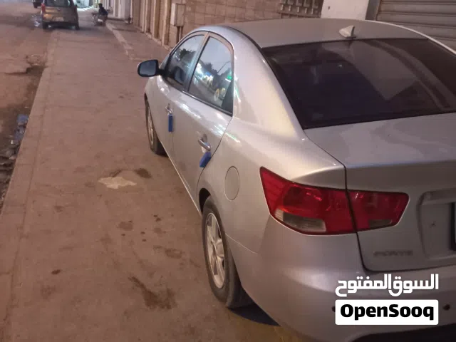 كيا فورتي 2012