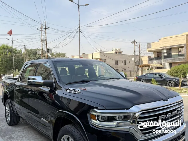 دوج رام لونگ هورن 2023