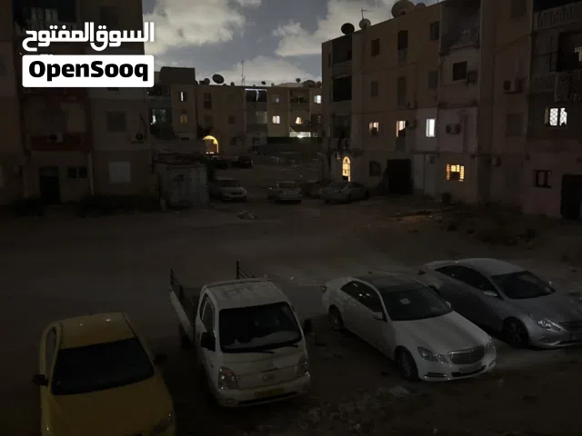 شقة للبيع في حي الروس