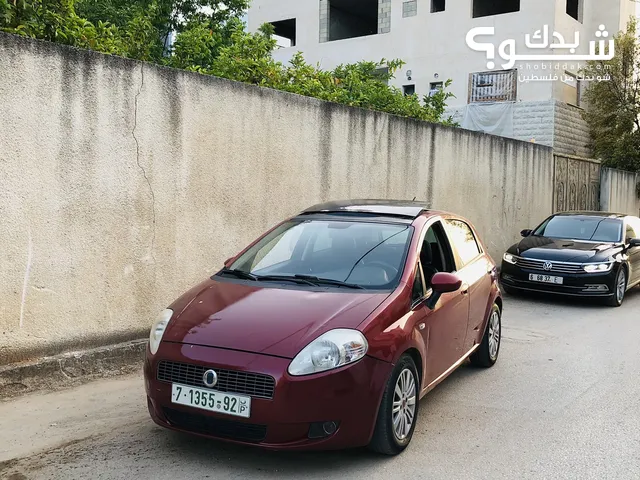 Fiat Grande Punto 2011 in Qalqilya