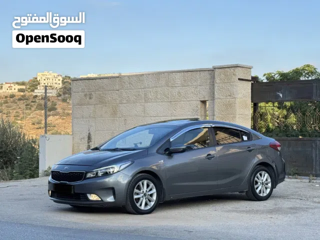2018 كيا K3 Standard
