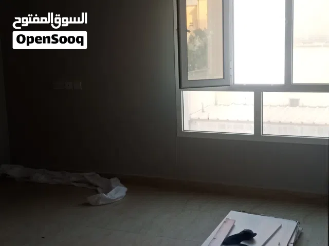 غرفة كبيرة للايجار  مدخل مستقل مقابل مسقط مول شامل