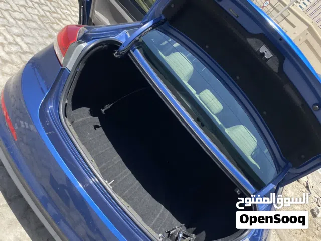 Hyundai Elntra للبيع