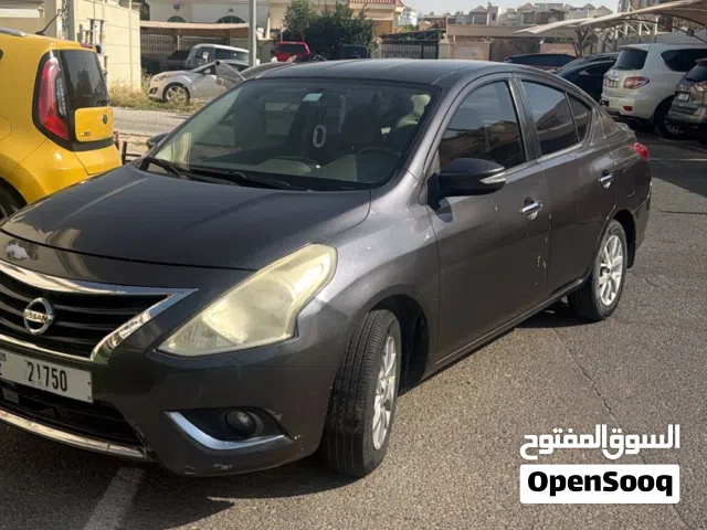 Nissan Sunny 2015