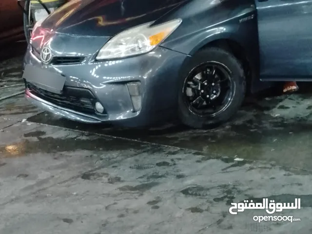 تويوتا بريوس 2015 تأمين شامل
