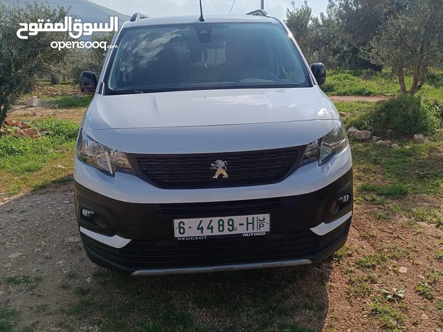 Used Peugeot Rifter in Nablus