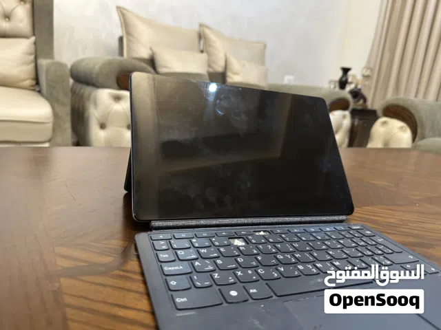 Lenovo tablet p11 128gb 6رام الجهاز كلشي فيه تمام  البطارية شوي ضعيفه