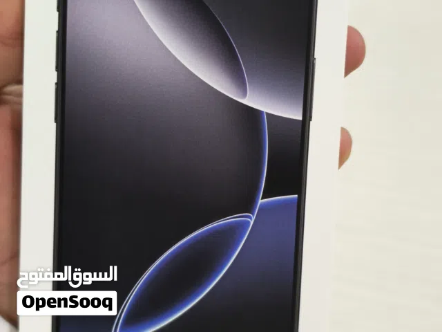 Apple iPhone 16 Pro Max 256 GB in Al Batinah