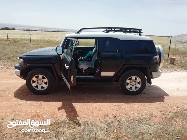 Used Toyota FJ in Benghazi