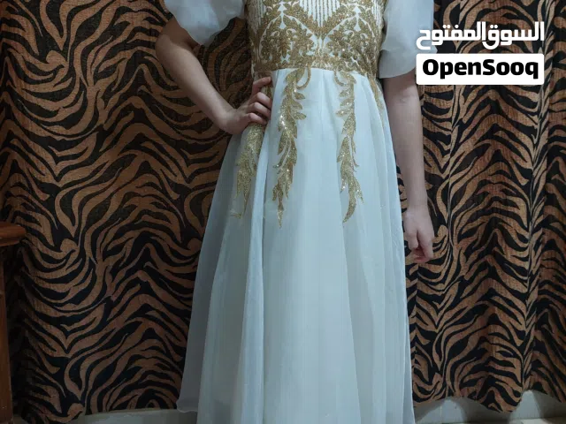 فستان مناسبات انيق وجميل