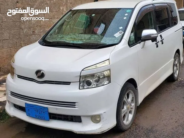 Used Toyota Voxy in Sana'a