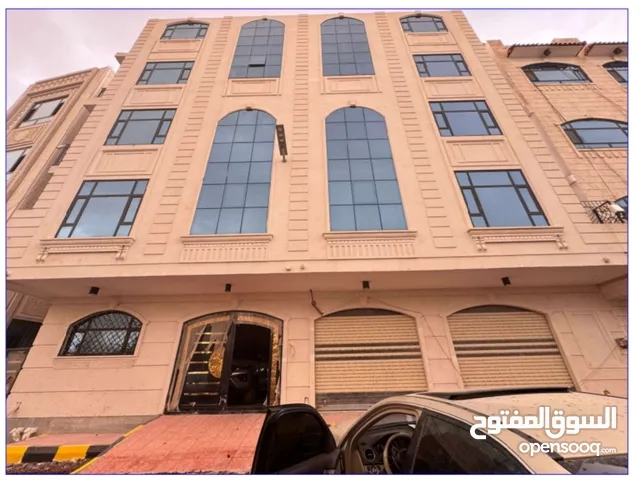 111 m2 3 Bedrooms Apartments for Sale in Sana'a Bayt Baws