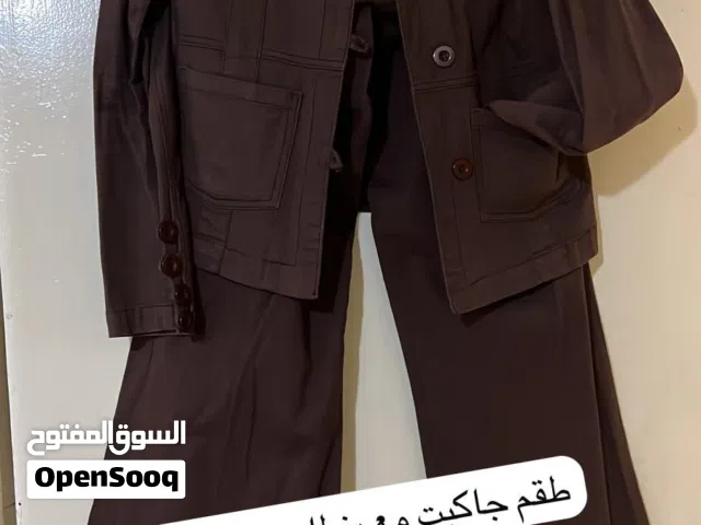 جاكيتات كاجوال وفستان شى ان