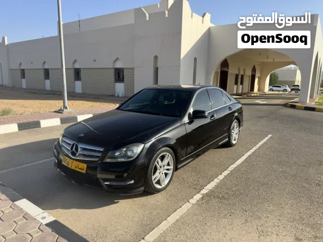 2013 مرسيدس بنز الفئة-C C 300