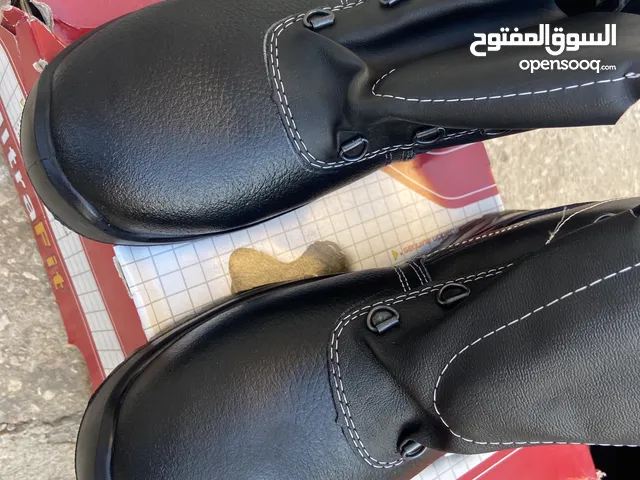 احذيه سلامه مهنيه نمره 40