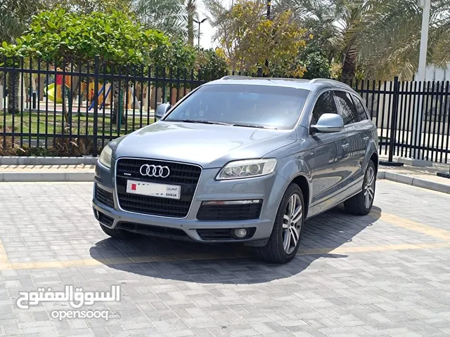 Audi Q7 2010-Fully Loaded excellent condition