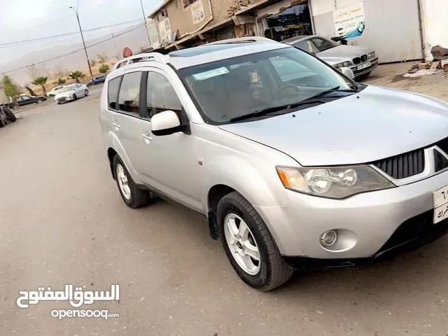 2008 ميتسوبيشي اوتلاندر