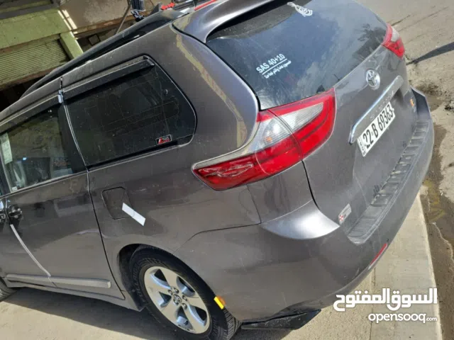 تيوتا سيننا موديل 2020 سياره جديده بيهه شخوط شخط باب السايق وباب السكن السلايت ومامصلحهن