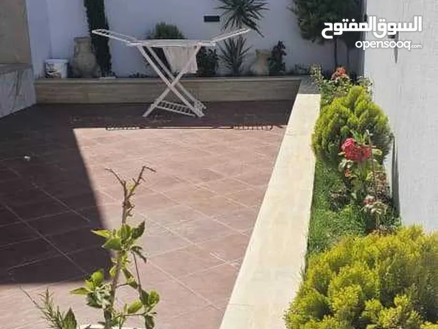 3 Bedrooms Chalet for Rent in Tripoli Gasr Garabulli