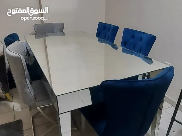 سفرة كالجديدة 6 كراسي ممتازة للبيع لم يتم الاستعمال ابدا