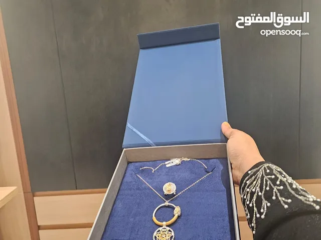 طقم فضة من متجر حلية جديد