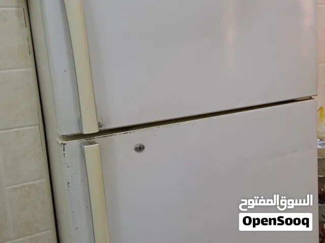 ثلاجة شركة LG 600 لتر
